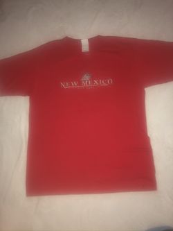 UNM Lobos Tee Size Large