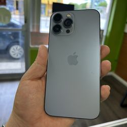 iPhone 13 Pro Max 128GB Factory Unlock (Screen Was Replacement)
