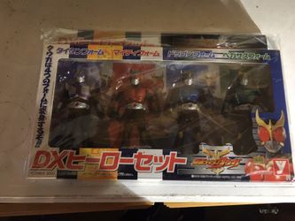 Masked rider action figure set