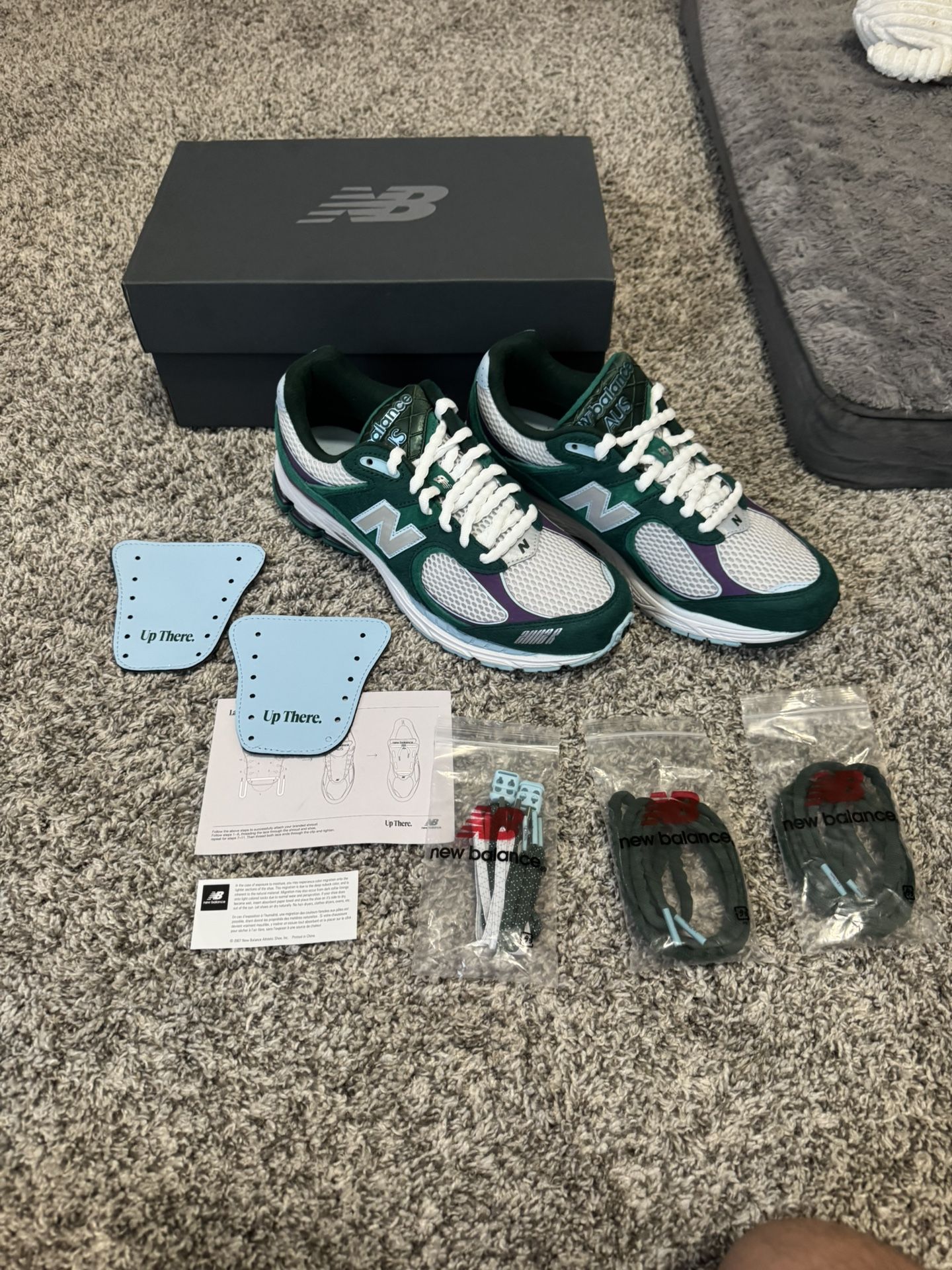 New Balance x UpThere VNDS OG BOX OG ACCESSORIES