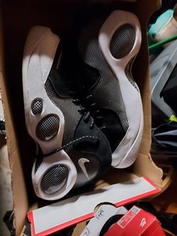 Nike Air zoom flights. 95 flights