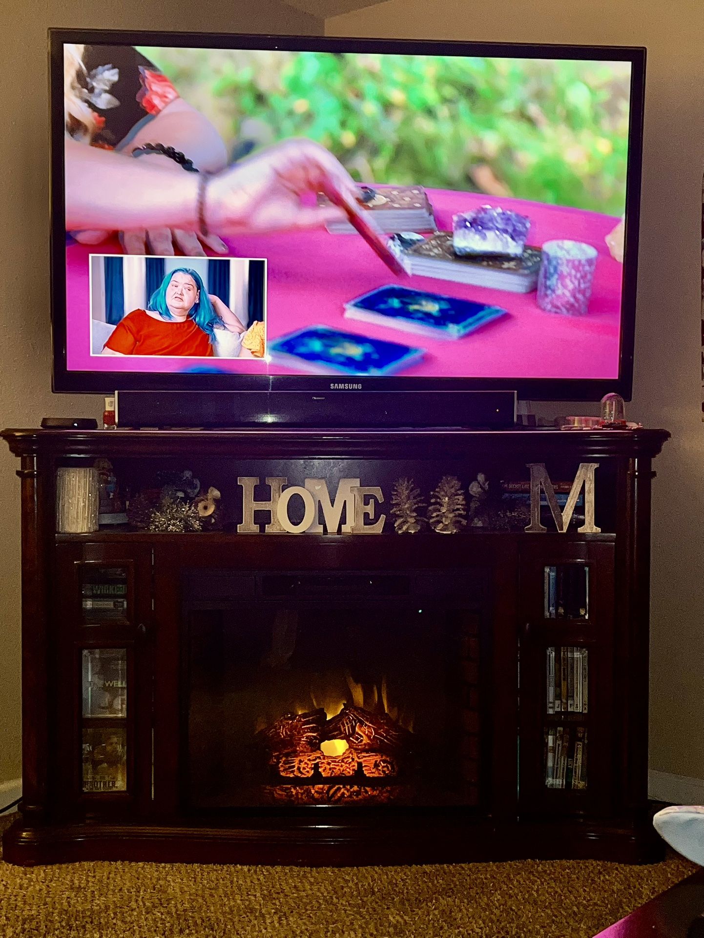 Fireplace Tv And Soundbar