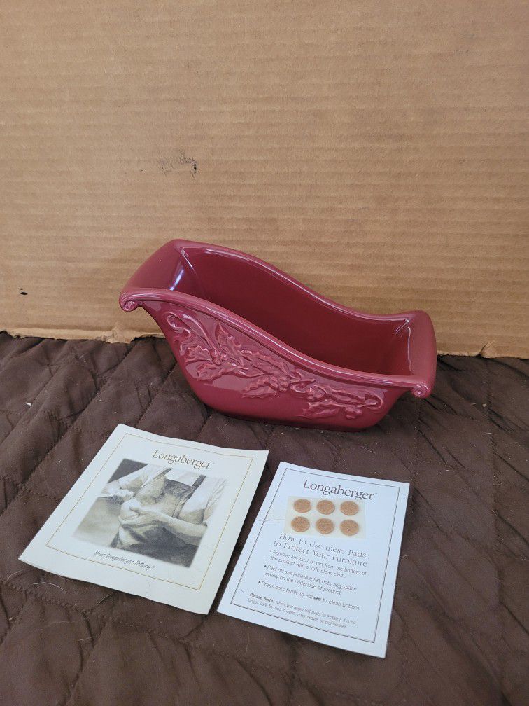 .New Longaberger Pottery Nature's Garland Sleigh Dish Red Paprika (contact info removed) 


