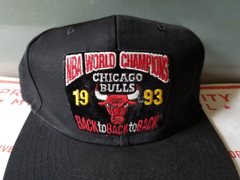 Vintage Chicago Bulls Championship Snapback Hat