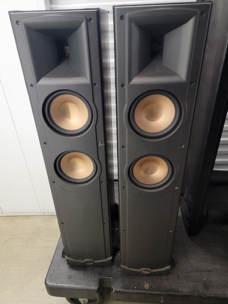 Klipsch Tower Speakers. RF62