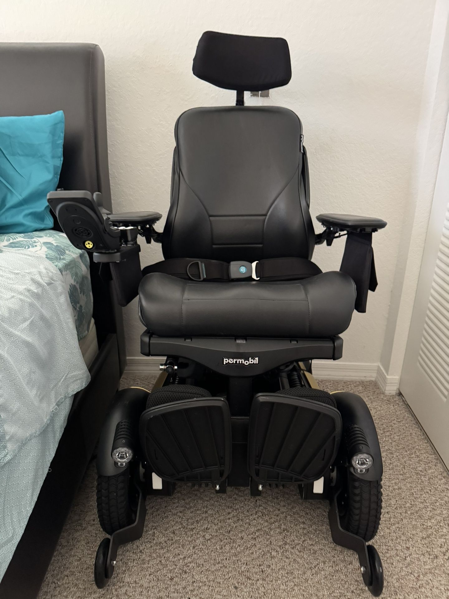 2024 F5 Corpus Permobil