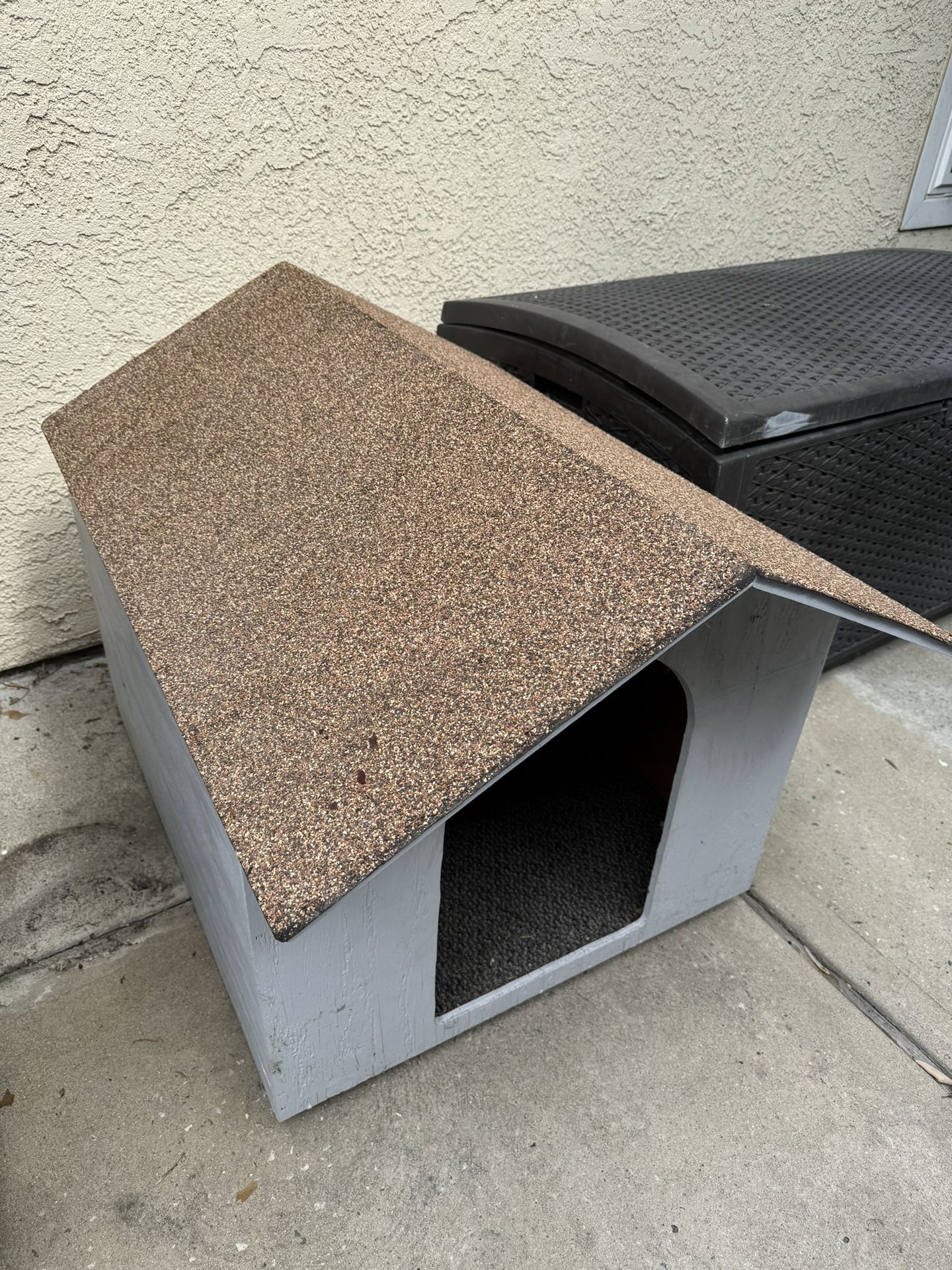 Dog House