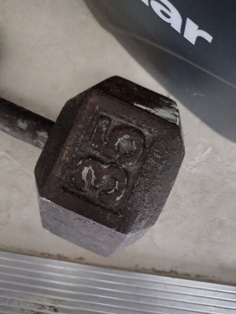 Dumbbell