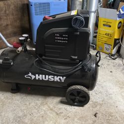 Husky 8 Gallon 150psi Air Compressor 