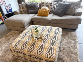 Sectional couches