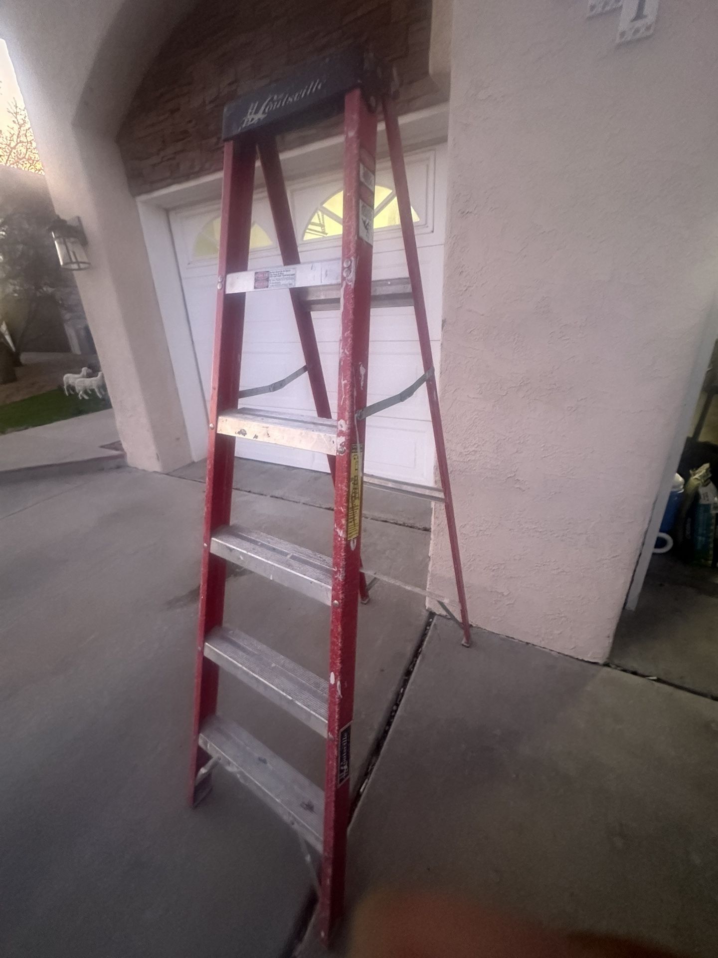 6 Ft Ladder