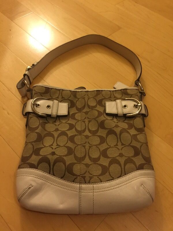 Authentic Coach Signature Buckle Shoulder Handbag