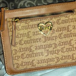 Juicy Couture Wristlet 
