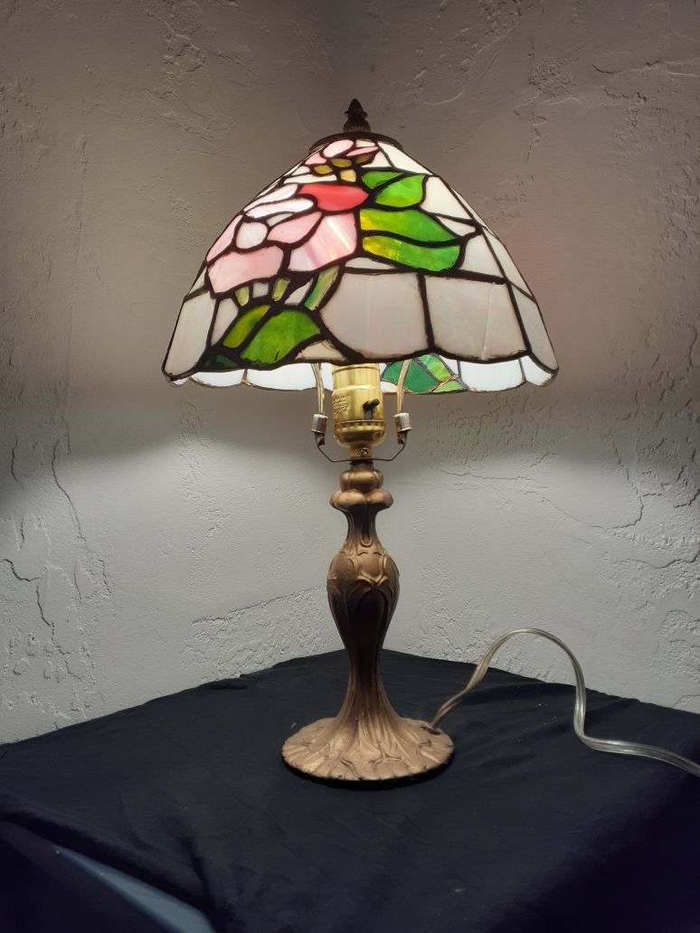 Lamp stained glass beautiful floral design