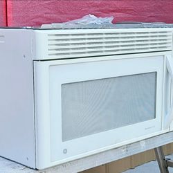 🔆🇺🇸"GE"🔆🇺🇸 White Microwave in Great Condition 