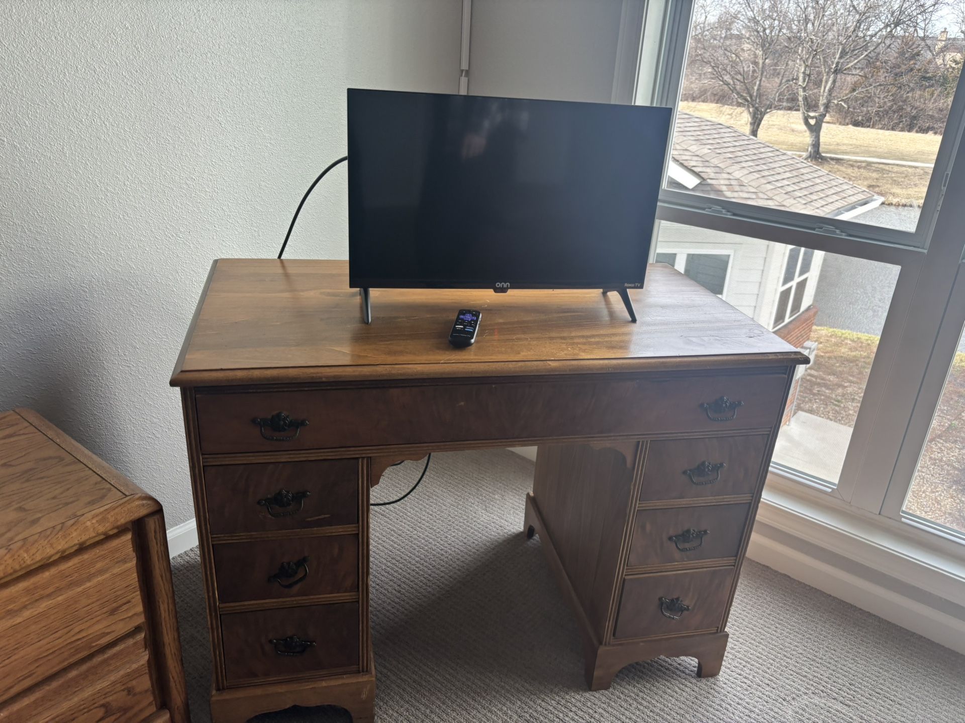 Small Desk And Computer