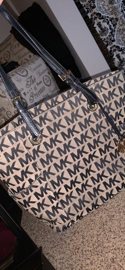 Mk purse