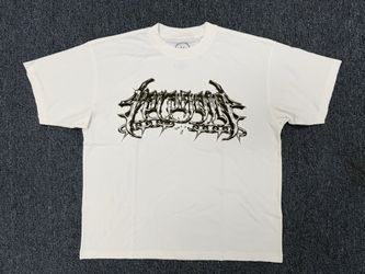 White Graphic T-Shirt Metal Chain Logo