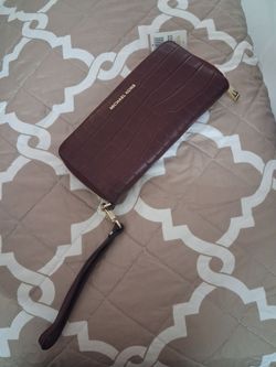 Michael Kors maroon big wallet