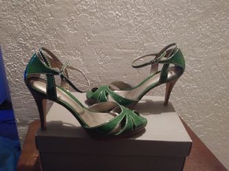 Ann Taylor platform sandals size 8