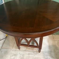 Highboy Table & 4 Chairs