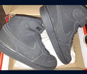 Nike Court Borough