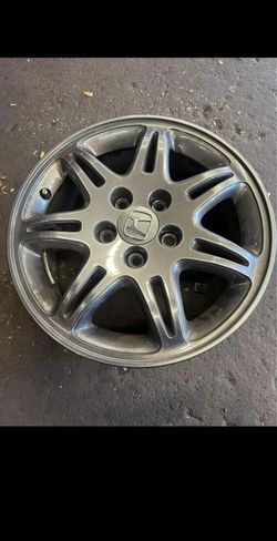 99-04 Acura TL 16 X 6.5in +55MM OEM Wheels