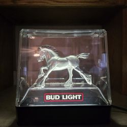 Bud Light Clydesdale Light 