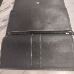 Authentic Coach Wallet Real Leather
