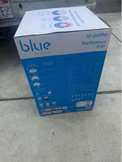 Air purifier  blue by Blueair