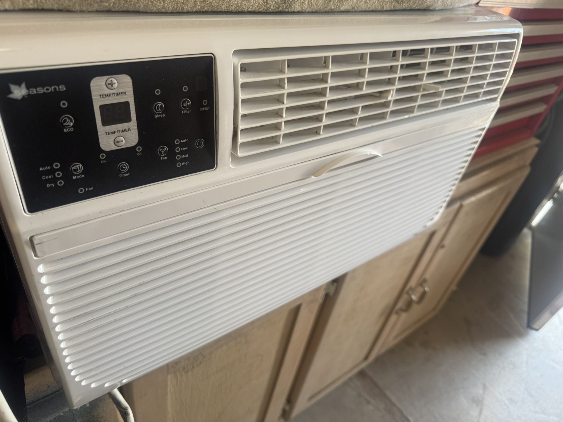 Seasons AC Open Box Like New 14000 Btu
