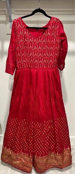 NEW Complete 3-Piece Red & Gold Embroidered Anarkali Suit (Size XL) – $75 OBO