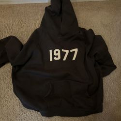 Essentials 1977 hoodie