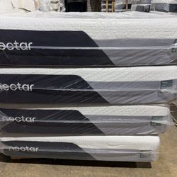 Nectar lux hybrid & Nectar Premier Memory Foam, Queen, only Asking for $300 Retails for $950  delivery available 🚚 773-524-1738 773-524-1756