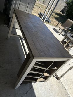 Dinner Table (used)
