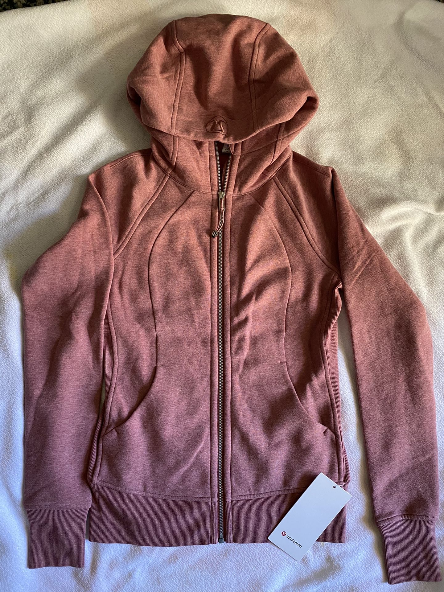Lululemon sweatshirt