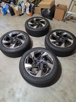 2025 Subaru Crosstrek Limited wheels and Tires
