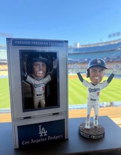 Freddie Freeman 18th inning walk off home run bobblehead