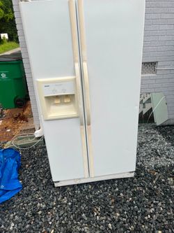 Kenmore double door fridge