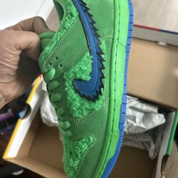 Nike SB Dunk Low Grateful Dead Bears Green