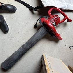 Toro Ultra leaf Vacuum - No Blower Attachment.