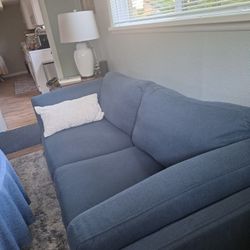 Couch 70 Wide 36 Deep 27hight