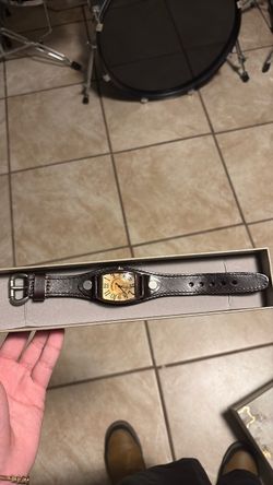 Vintage style watch