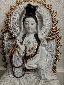 Kwan Yin Statue Guanyin Buddha Yoga Decor