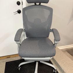 Brand New Grey Mesh Tall Back Reclining Ergonomic Office/Gaming Chair w/Slide Out Footrest