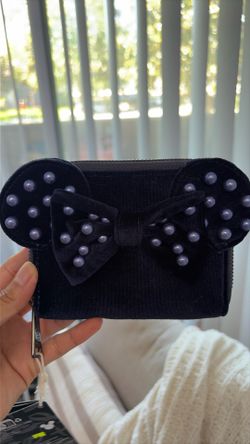Loungefly wallet