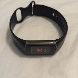 Fitbit Charge 5