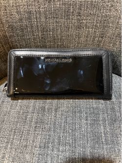 Michael Kors Blackout Wallet