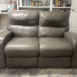 2Pc Leather Reclining Living Room Set 