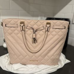 Michael Kors Quilted Tote – Blush/Nude